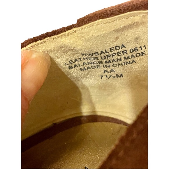 Nine‎ West Suede Wedge - Picture 7 of 8